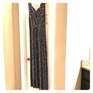 Stretchy maxi dresses